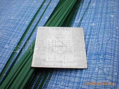 優(yōu)質工藝品拉絲鋁牌與高光烤漆效果 蒼南縣港星徽章廠的專業(yè)加工服務